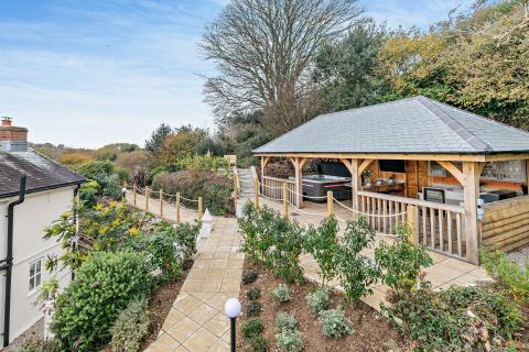 Rose Cottage Outdoor Kitchen